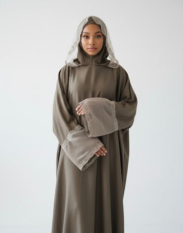 One-Piece Full Length Lace Jilbab — Green