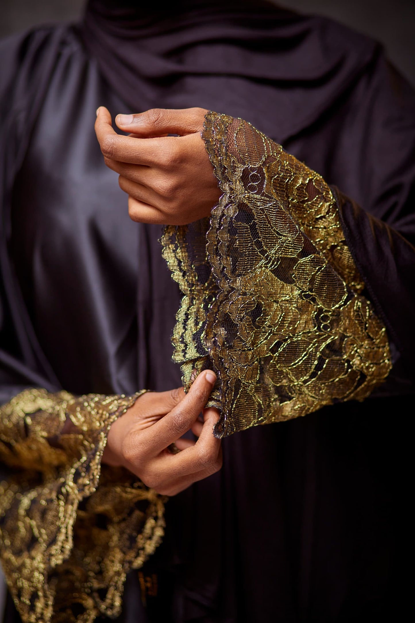 Noir Bloom Abaya Set